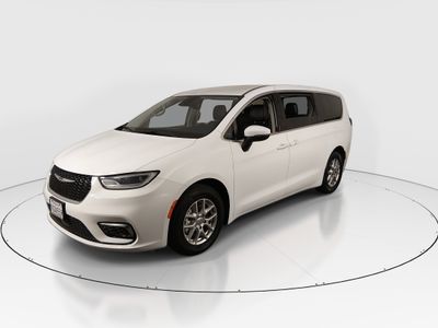 2023 Chrysler Pacifica — rear three-quarter view