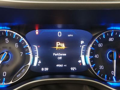 2023 Chrysler Pacifica — photo 14 view
