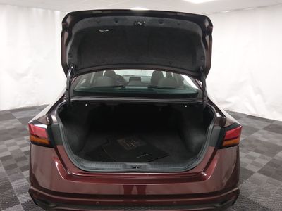 2024 Nissan Altima — photo 11 view