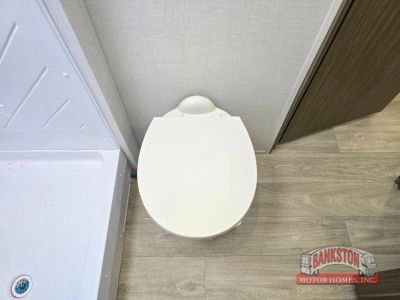 2027 Wildwood 26DBHD — photo 24 view