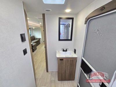 2027 Wildwood 26DBHD — photo 26 view