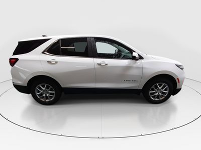 2024 Chevrolet Equinox — photo 8 view