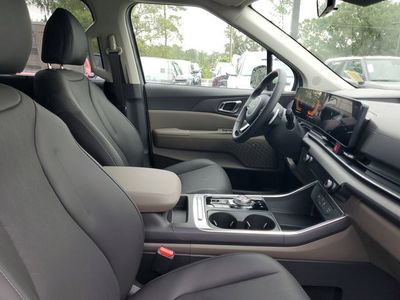2026 Kia Carnival Hybrid - Photo 33