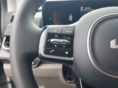 2026 Kia Carnival Hybrid - Photo 11
