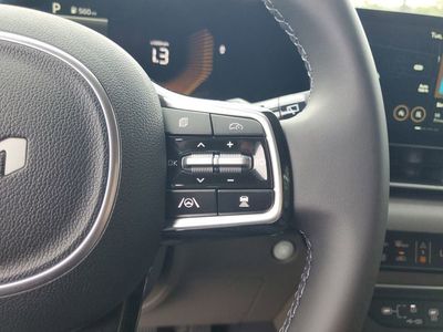 2026 Kia Carnival Hybrid - Photo 12