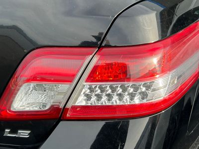 2011 Toyota Camry - Photo 16