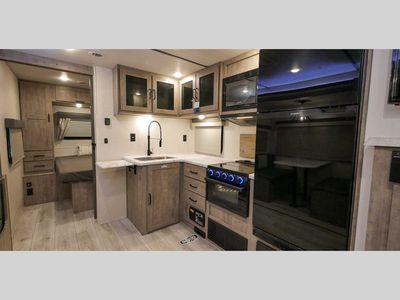 2023 Forest River RV Grand Surveyor - Photo 7