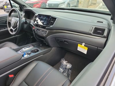 2026 Honda Ridgeline — photo 11 view