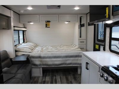 2025 Jayco Jay Feather Air - Photo 6