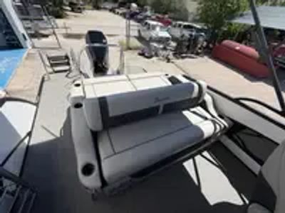 2026 Barletta Lusso L25UC - Photo 23