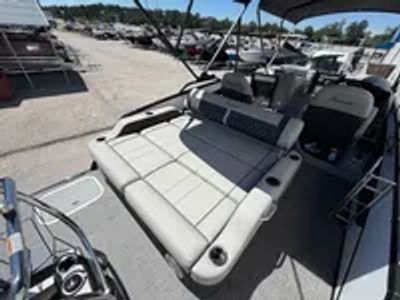 2026 Barletta Lusso L25UC - Photo 24