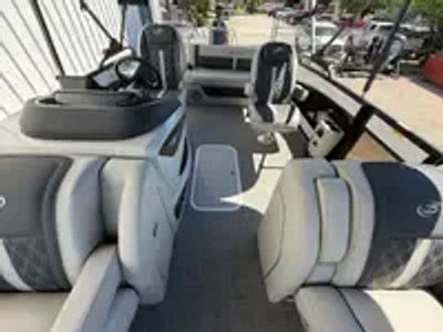 2026 Barletta Lusso L25UC - Photo 14