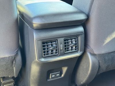 2024 Toyota RAV4 XLE - Photo 14