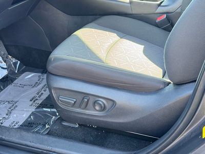 2024 Toyota RAV4 XLE - Photo 23