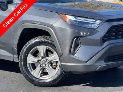 2024 Toyota RAV4 XLE - Photo 5