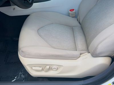 2023 Toyota Camry - Photo 18