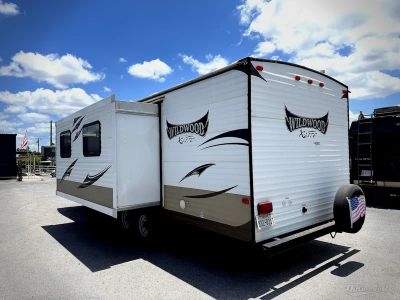 2015 Forest River Wildwood X-Lite — rear three-quarter view