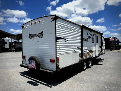 2015 Forest River Wildwood X-Lite — side profile view
