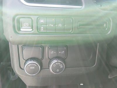 2024 Chevrolet Tahoe - Photo 13