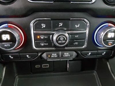 2024 Chevrolet Tahoe - Photo 18