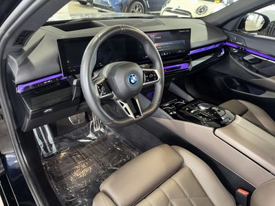 2025 BMW i5 - Photo 20