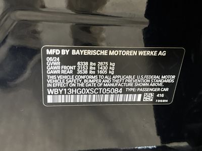 2025 BMW i5 - Photo 38