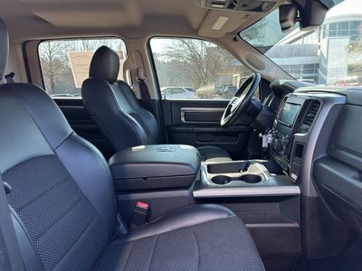 2016 RAM 1500 - Photo 30
