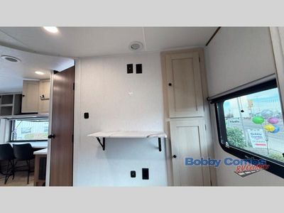 2026 Coachmen RV Apex Ultra-Lite - Photo 14