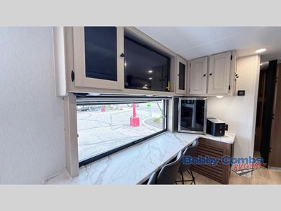2026 Coachmen RV Apex Ultra-Lite - Photo 10