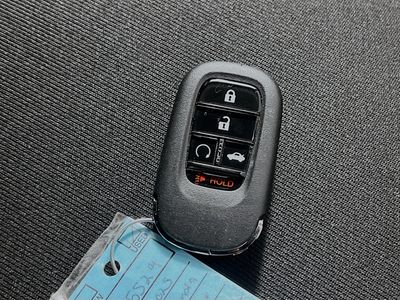 2025 Honda Civic Hybrid - Photo 33