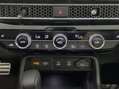 2025 Honda Civic Hybrid - Photo 23