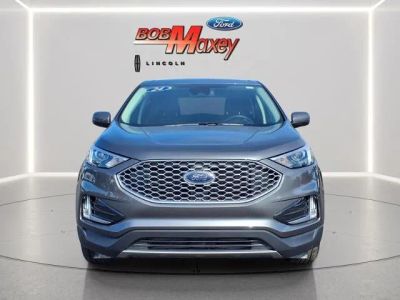 2024 Ford Edge — side profile view
