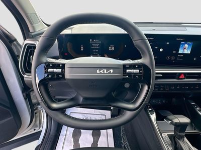 2026 Kia Sorento — photo 11 view