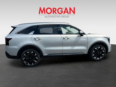 2026 Kia Sorento — photo 8 view