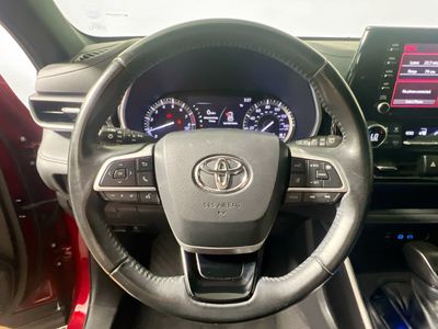 2022 Toyota Highlander - Photo 15
