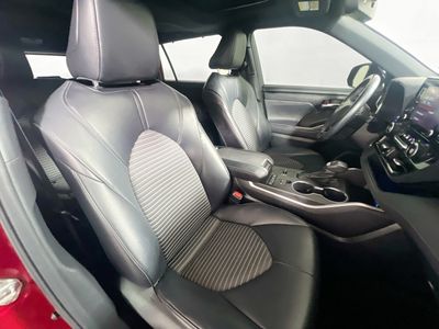 2022 Toyota Highlander - Photo 27