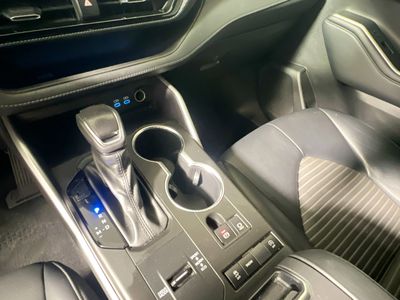 2022 Toyota Highlander - Photo 22