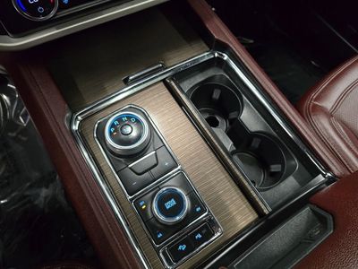 2024 Ford Expedition - Photo 28