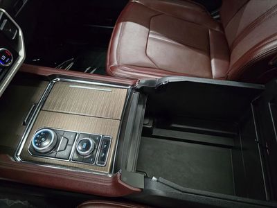 2024 Ford Expedition - Photo 27