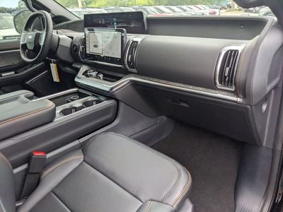 2026 Ford Expedition - Photo 8