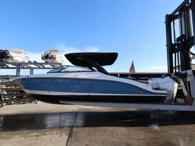 2025 Sea Ray SLX 280 - Photo 6