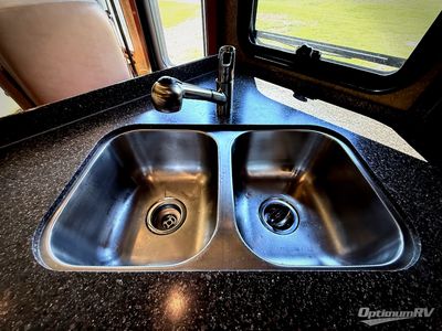 2015 Newmar Canyon Star - Photo 10