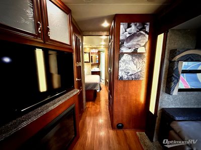 2015 Newmar Canyon Star - Photo 12