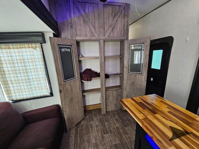 2021 Forest River RV Cherokee Arctic Wolf Suite - Photo 46