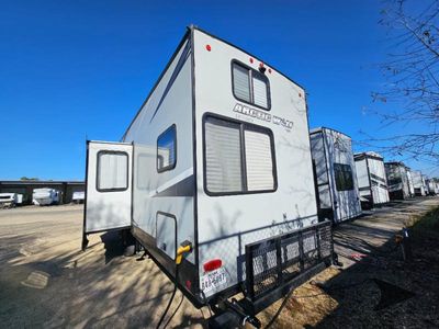 2021 Forest River RV Cherokee Arctic Wolf Suite - Photo 7