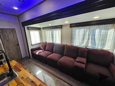 2021 Forest River RV Cherokee Arctic Wolf Suite - Photo 35