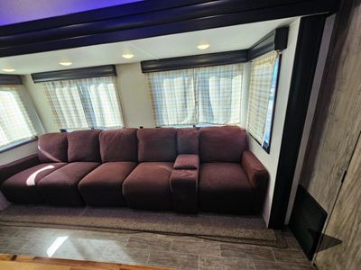 2021 Forest River RV Cherokee Arctic Wolf Suite - Photo 34