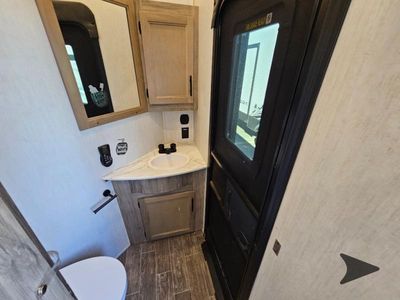 2021 Forest River RV Cherokee Arctic Wolf Suite - Photo 55