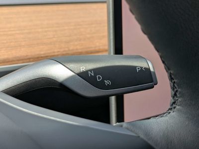 2024 Tesla Model Y - Photo 25