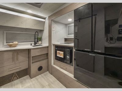 2026 Grand Design Serenova - Photo 22